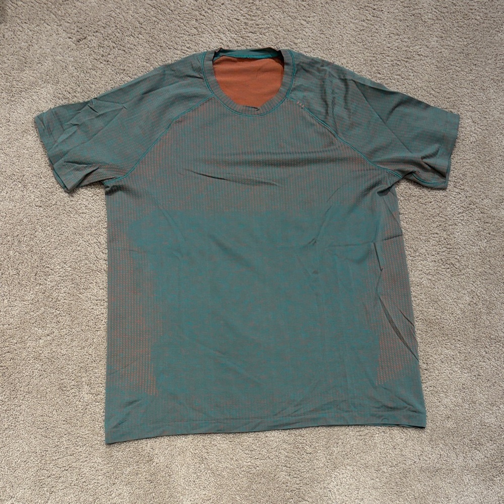 Lululemon Metal Vent Tech Short Sleeve Shirt Mens Size XL